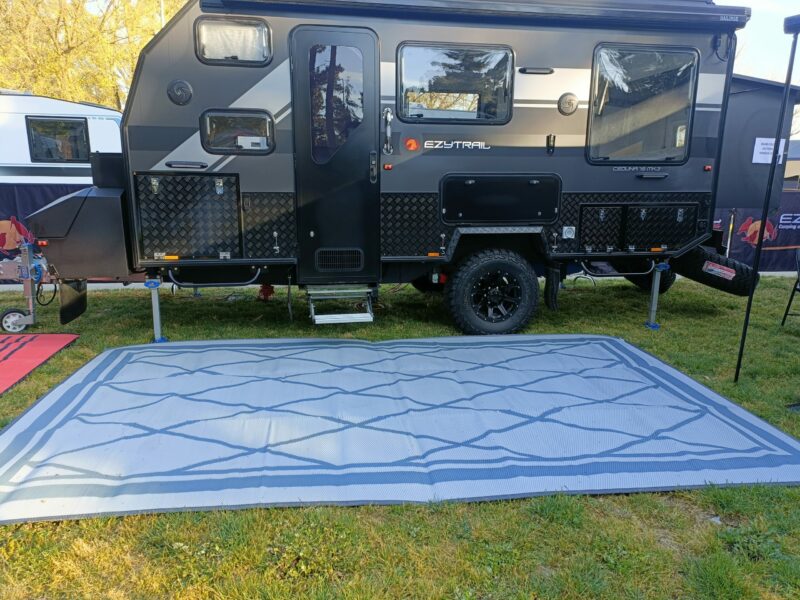 Diamond 5m x 2.4m recycled poly mat - Image 3